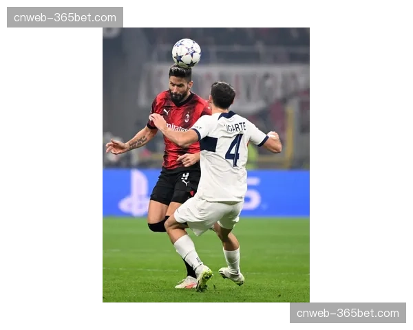 王子公园球场南看台展示巨型TIFO，致敬锁定欧冠资格的巴黎球员