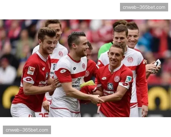 美因茨2-2战平沃尔夫斯堡，双方各取一分